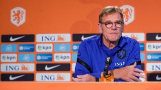 Terugkijken: persconferentie vooruitblik Nederland - Polen